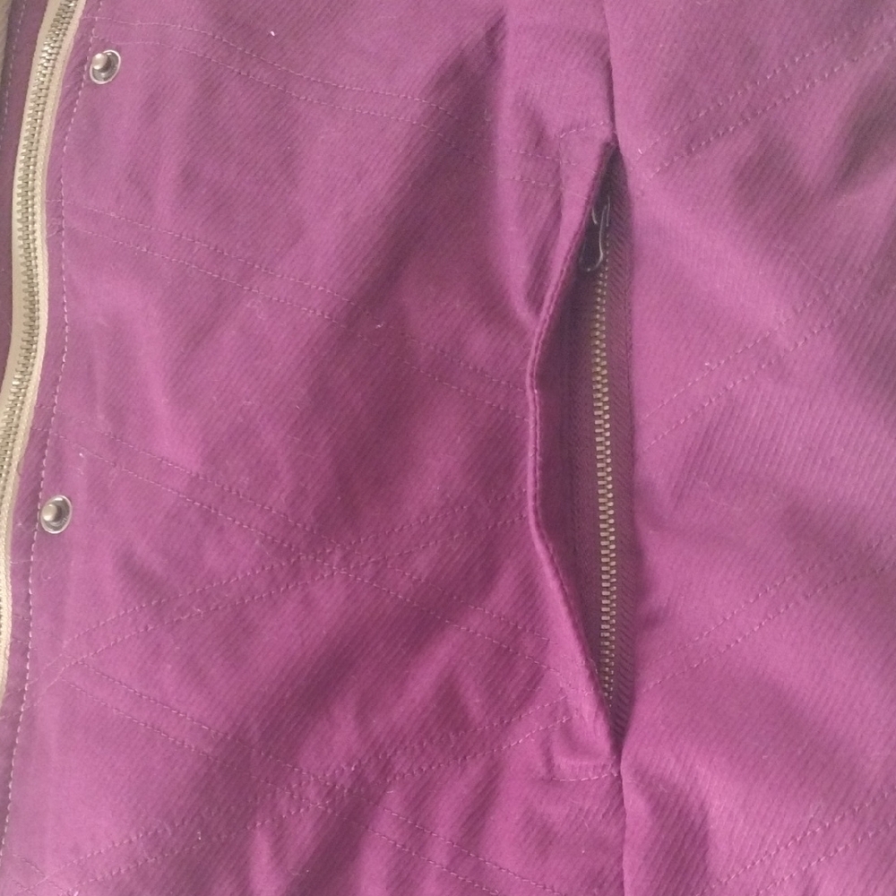 Magellan Outdoors Women's Vest - Plum and Khaki - Picture 10 of 16